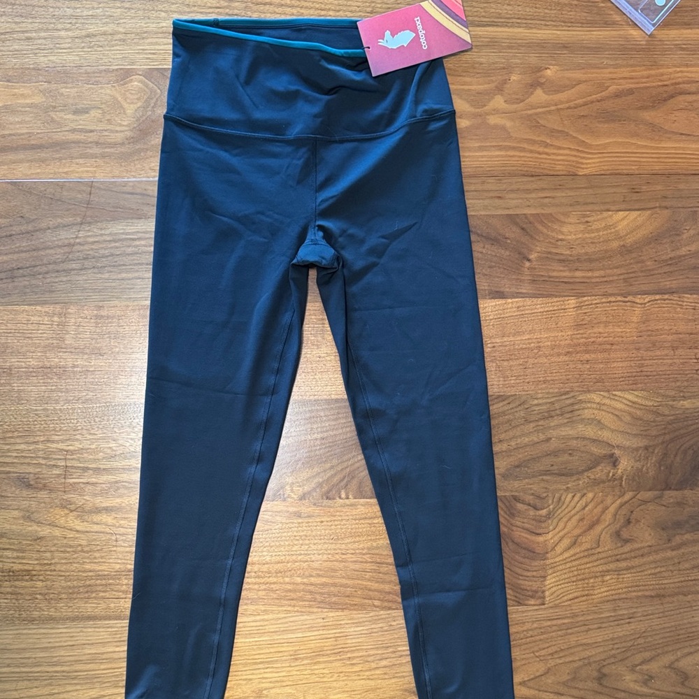 Cotopaxi Black Leggings with Teal Trim